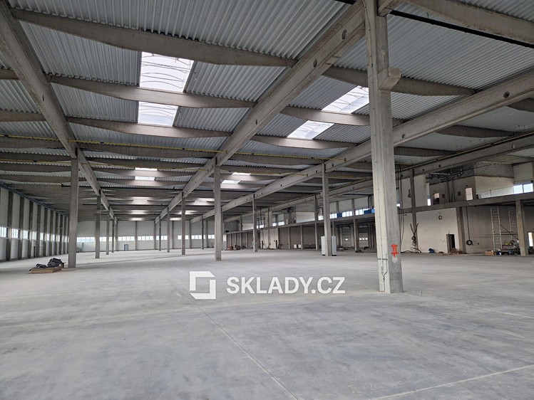 Pronájem skladového prostoru 1 700 m² - foto 4