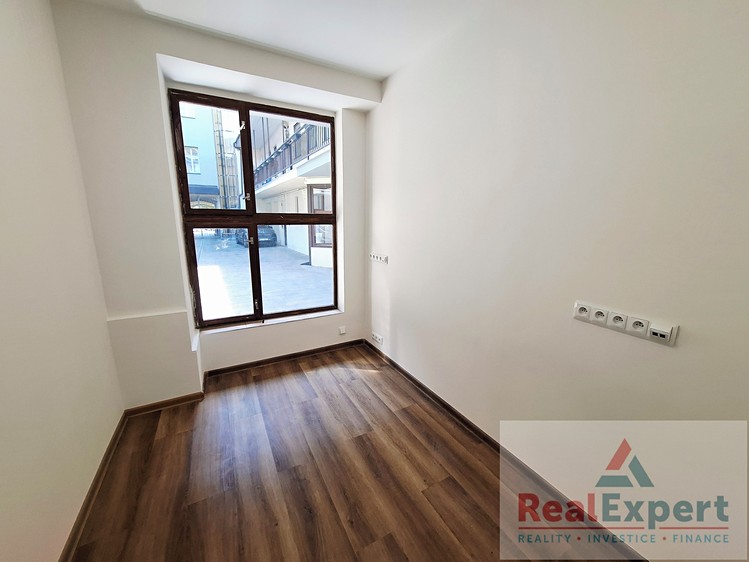 Pronájem obchodního prostoru 70 m² - foto 4