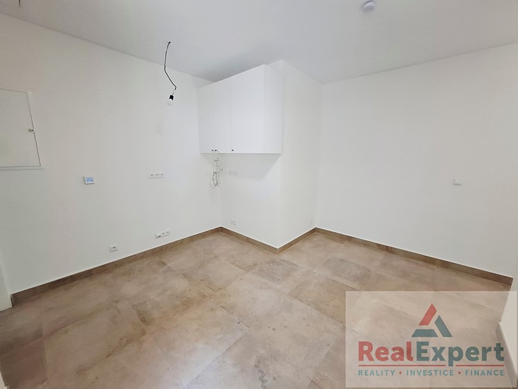 Pronájem obchodního prostoru 70 m² - foto 5