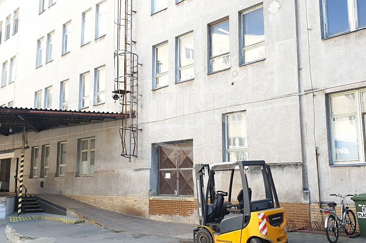 Pronájem výrobní haly, prostoru 43 m² - foto 4