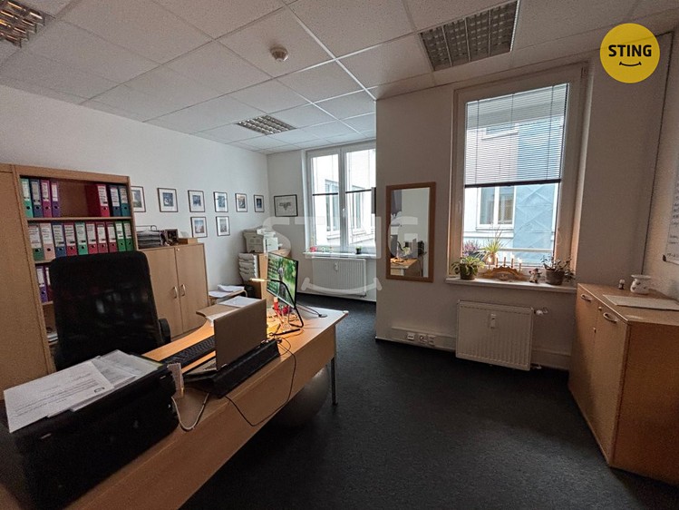 Pronájem kanceláře 132 m² - foto 6