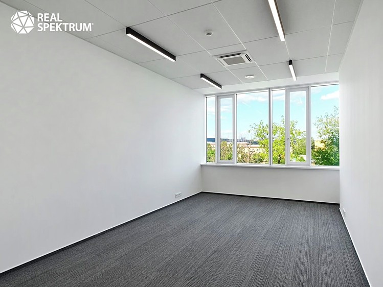 Pronájem kanceláře 90 m² - foto 3