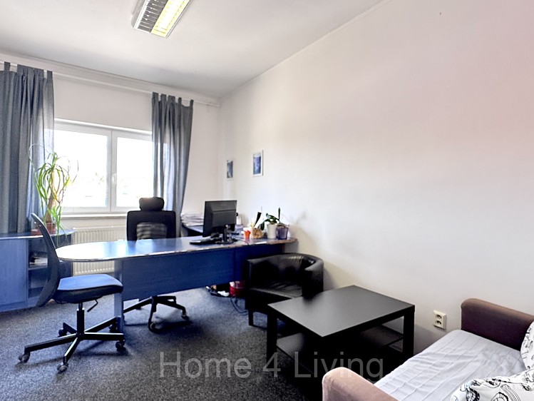 Pronájem kanceláře 150 m² - foto 6