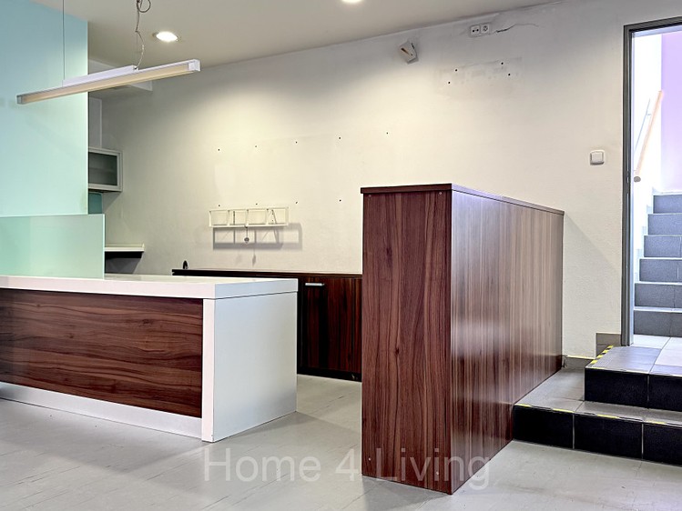 Pronájem obchodního prostoru 270 m² - foto 1
