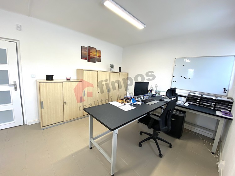 Pronájem kanceláře 20 m² - foto 2