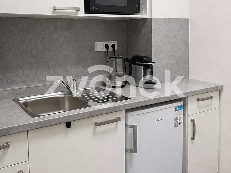 Pronájem kanceláře 36 m² - foto 5