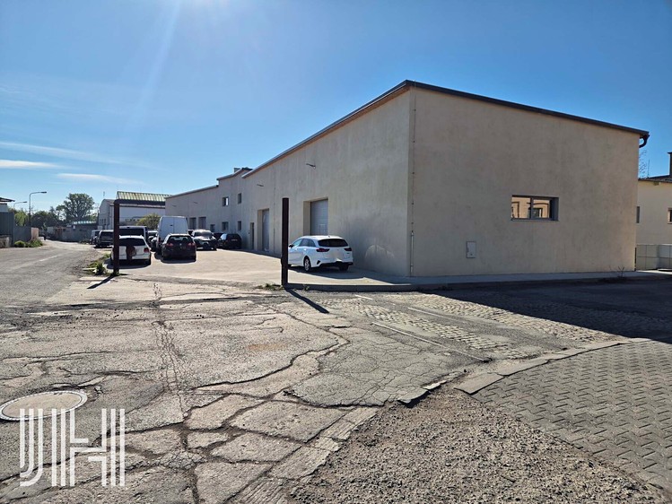 Pronájem skladového prostoru 445 m² - foto 2