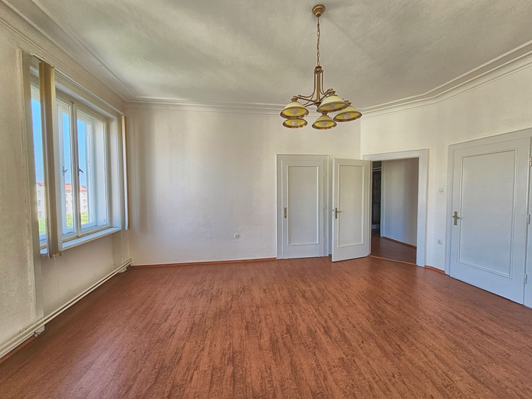 Pronájem kanceláře 205 m² - foto 4