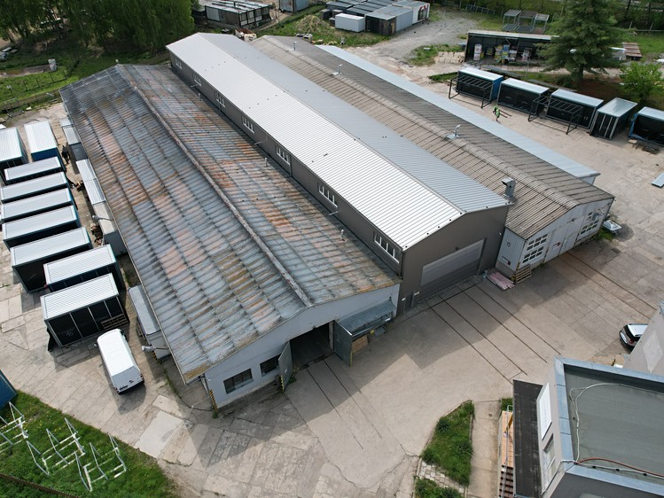 Pronájem výrobní haly, prostoru 2 592 m² - foto 3