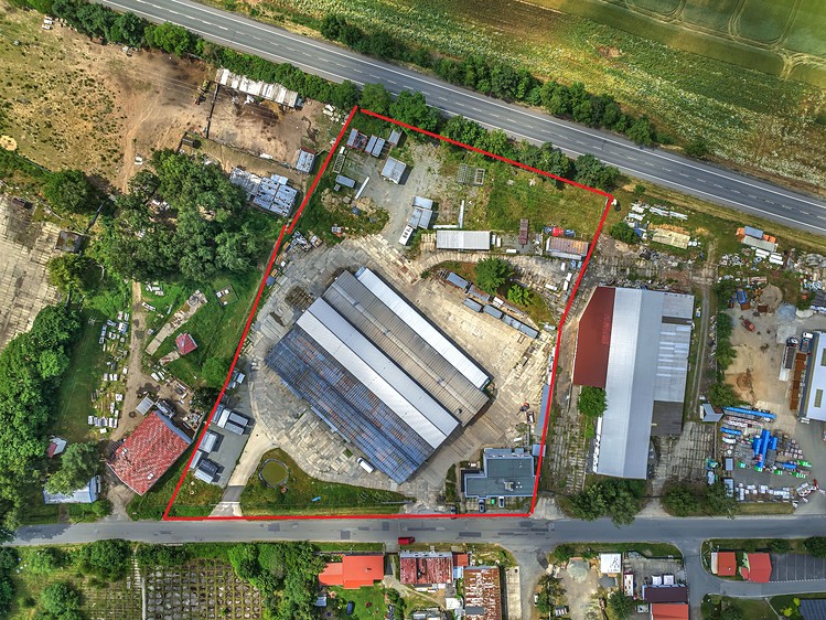 Pronájem výrobní haly, prostoru 2 592 m² - foto 2