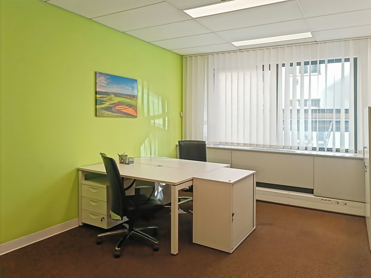 Pronájem kanceláře 60 m² - foto 3