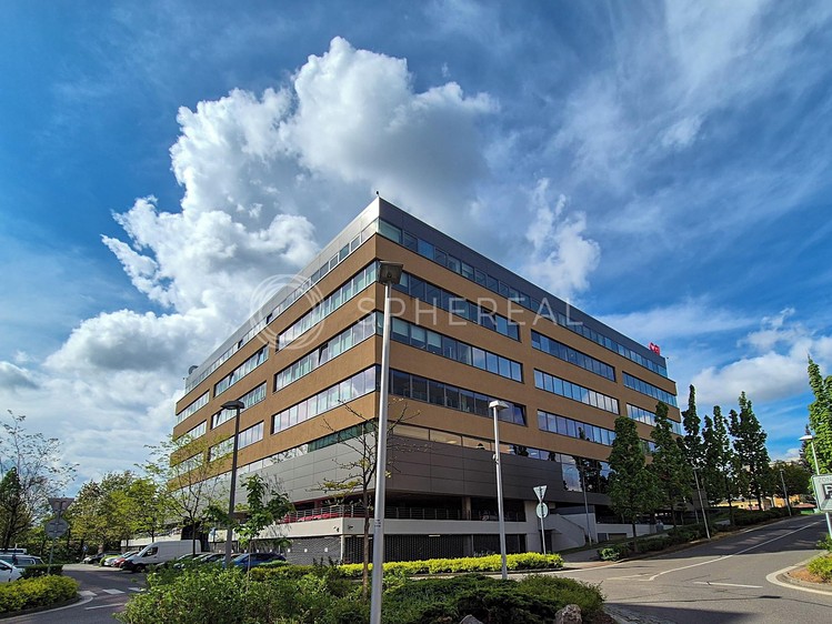 Pronájem kanceláře 1 720 m² - foto 1