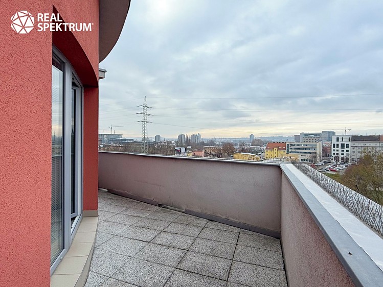 Pronájem kanceláře 100 m² - foto 7