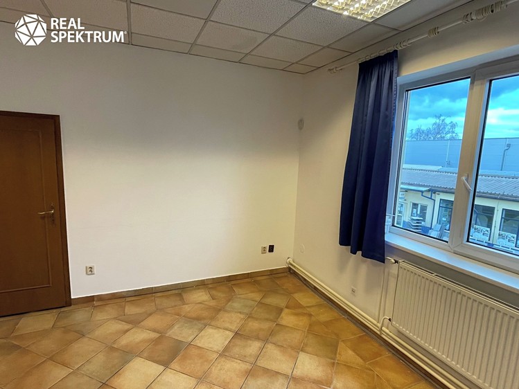Pronájem kanceláře 34 m² - foto 1