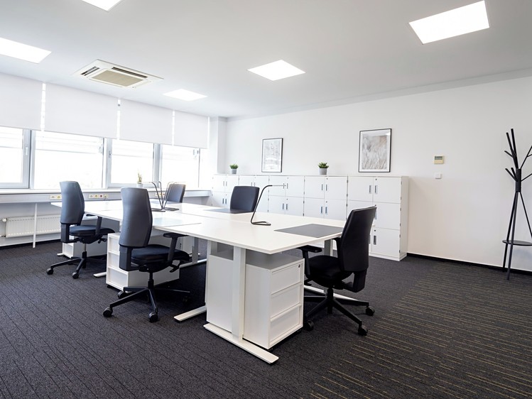 Pronájem kanceláře 42 m² - foto 2
