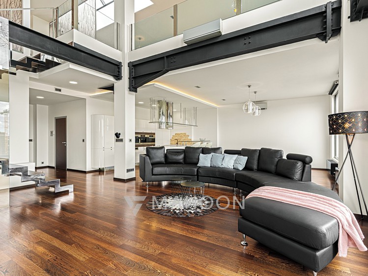 Prodej bytu 3+kk 305 m² (Loft) - foto 3
