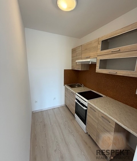 Prodej bytu 1+kk 32 m² - foto 1