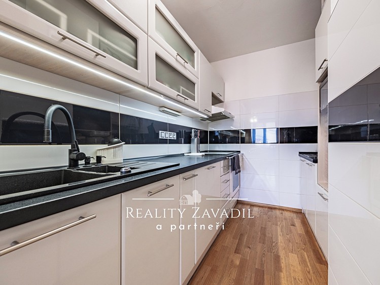 Prodej bytu 3+kk 60 m² (Jednopodlažní) - foto 1