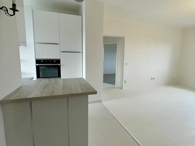 Prodej bytu 3+kk 75 m² - foto 3