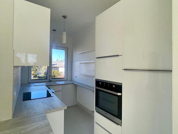 Prodej bytu 3+kk 75 m² - foto 2