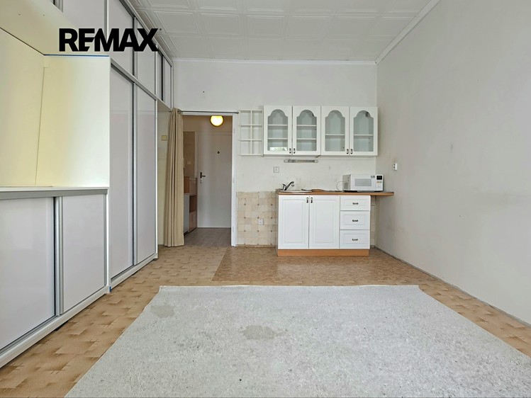 Prodej bytu 1+kk 22 m² - foto 6