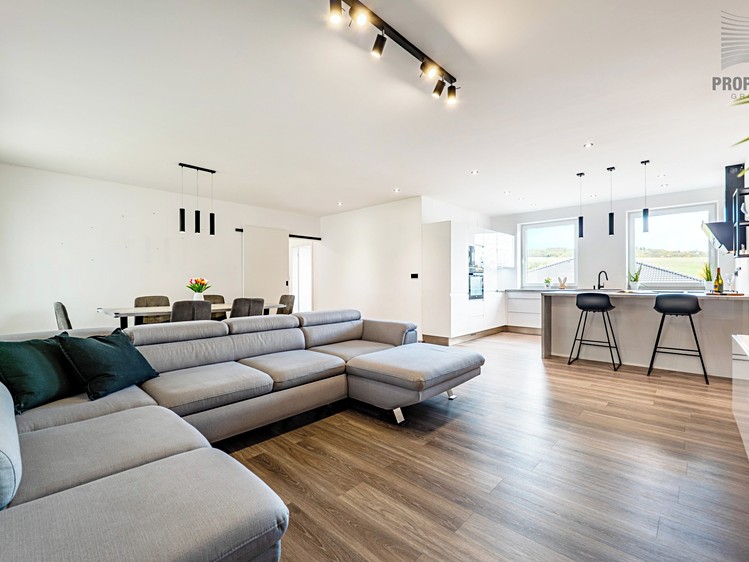Prodej bytu 4+kk 109 m² (Jednopodlažní) - foto 7