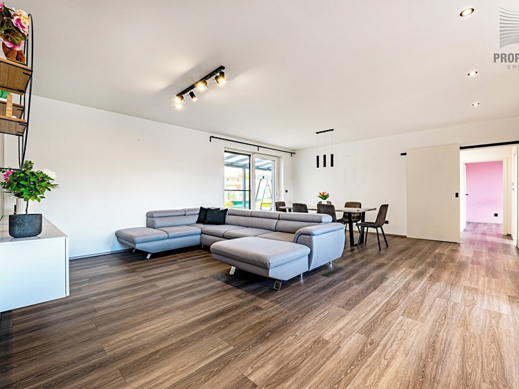 Prodej bytu 4+kk 109 m² (Jednopodlažní) - foto 5