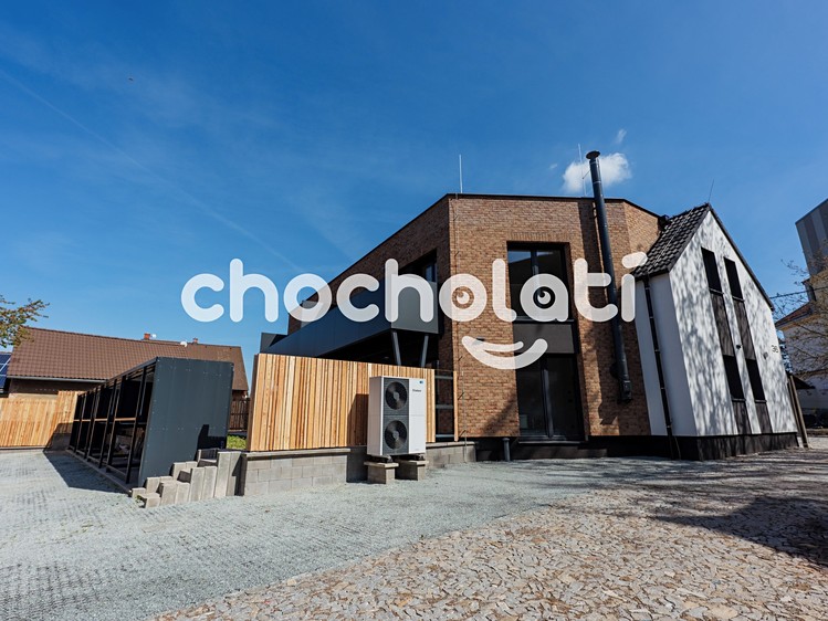 Prodej bytu 3+kk 81 m² - foto 1