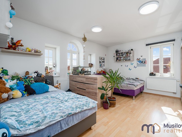 Prodej bytu 3+kk 81 m² (Podkrovní) - foto 6