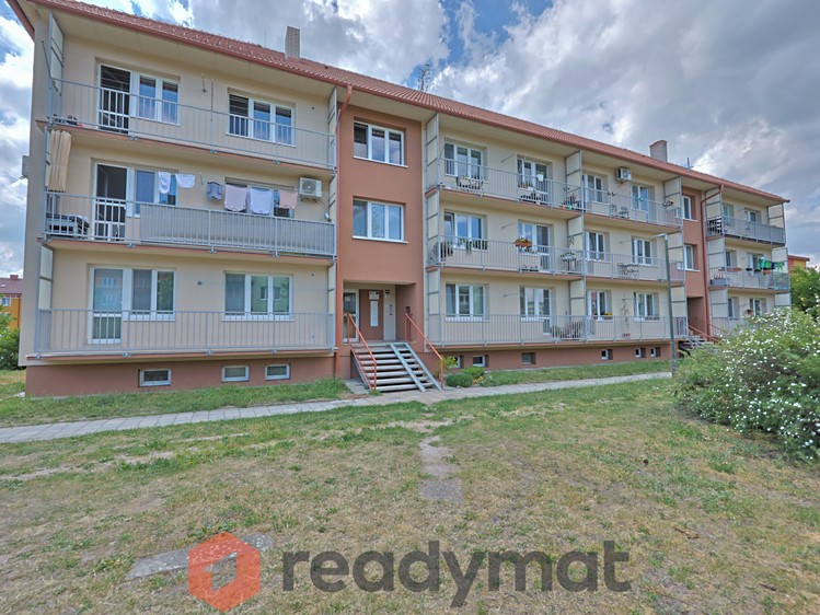 Prodej bytu 3+1 69 m² (Jednopodlažní) - foto 1