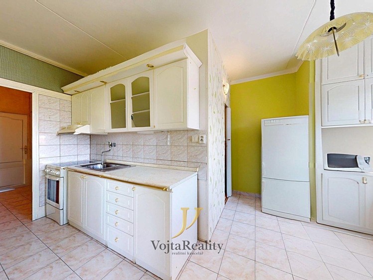 Prodej bytu 3+1 74 m² (Jednopodlažní) - foto 2