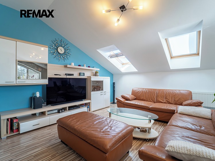 Prodej bytu 3+kk 88 m² (Podkrovní) - foto 5