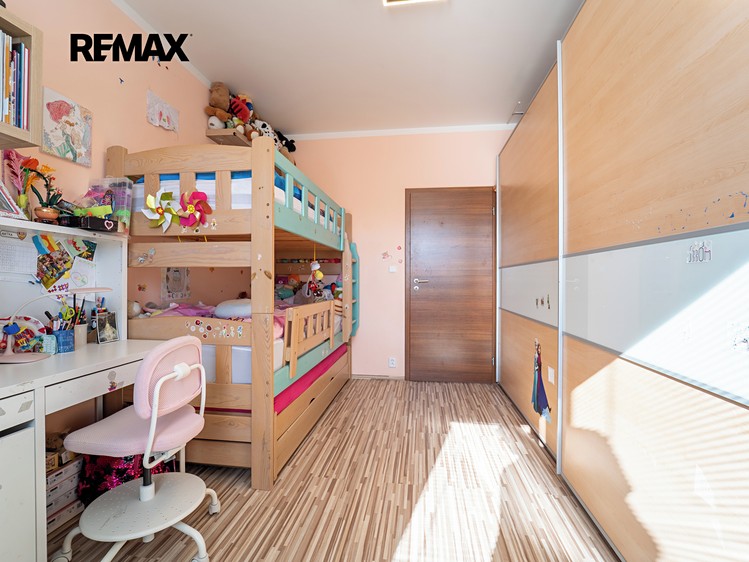 Prodej bytu 3+kk 88 m² (Podkrovní) - foto 8