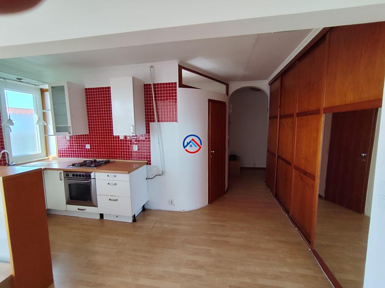 Prodej bytu 2+kk 52 m² (Jednopodlažní) - foto 2