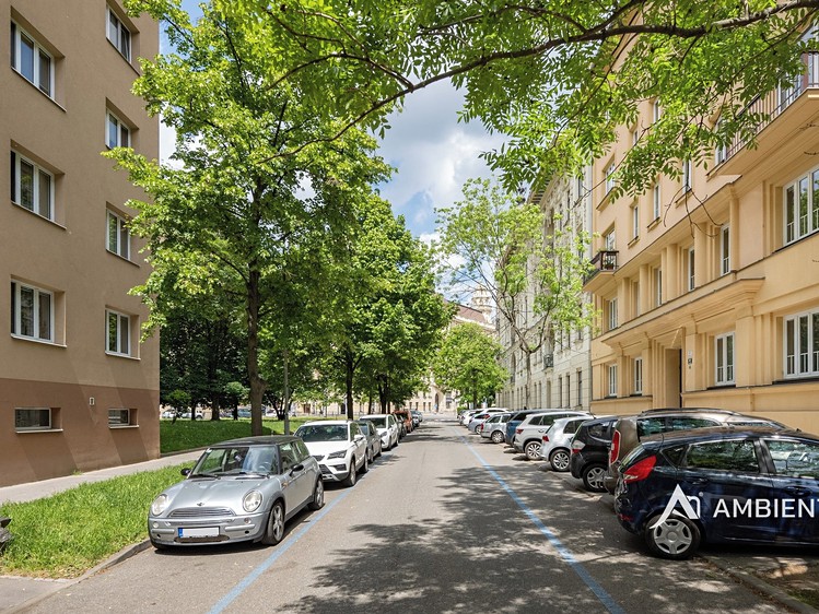 Prodej bytu 1+1 54 m² (Mezonet) - foto 5