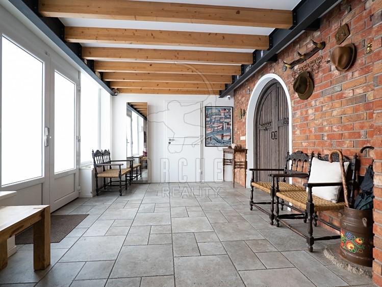 Prodej bytu atypické 240 m² - foto 8