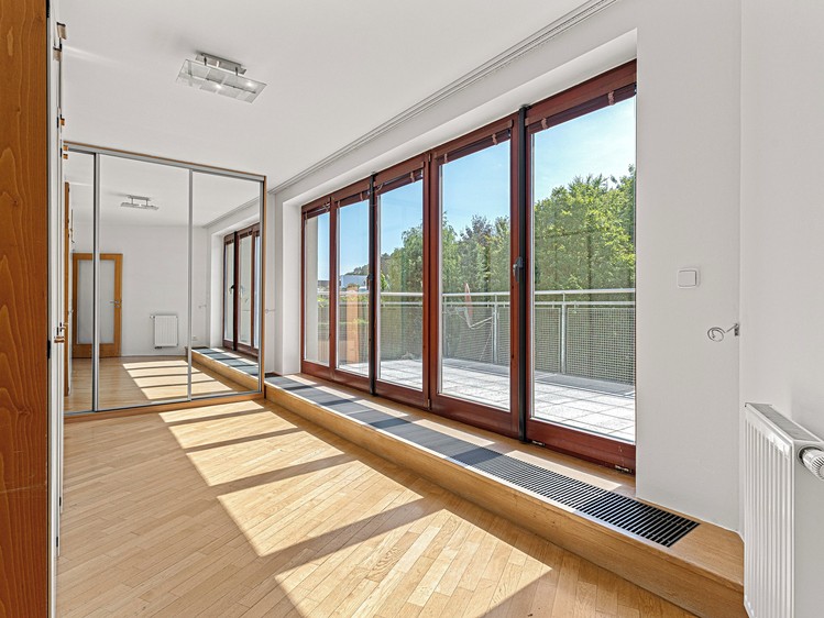 Prodej bytu 4+kk 108 m² - foto 3