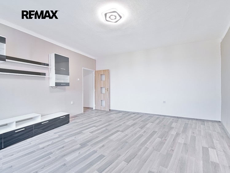 Prodej bytu 3+1 64 m² (Mezonet) - foto 4