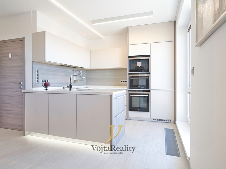 Prodej bytu 3+kk 92 m² - foto 8
