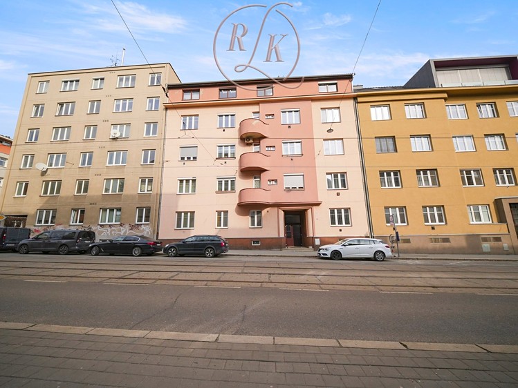 Prodej bytu 3+1 74 m² - foto 1