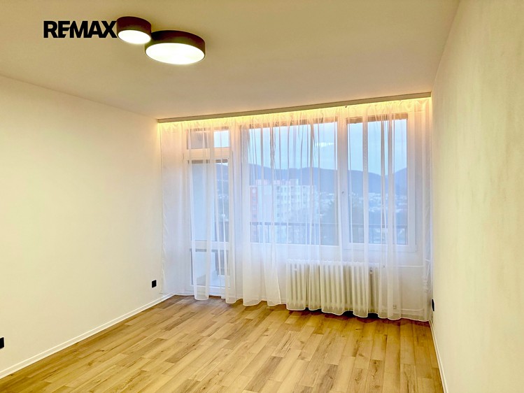 Prodej bytu 3+1 70 m² - foto 3