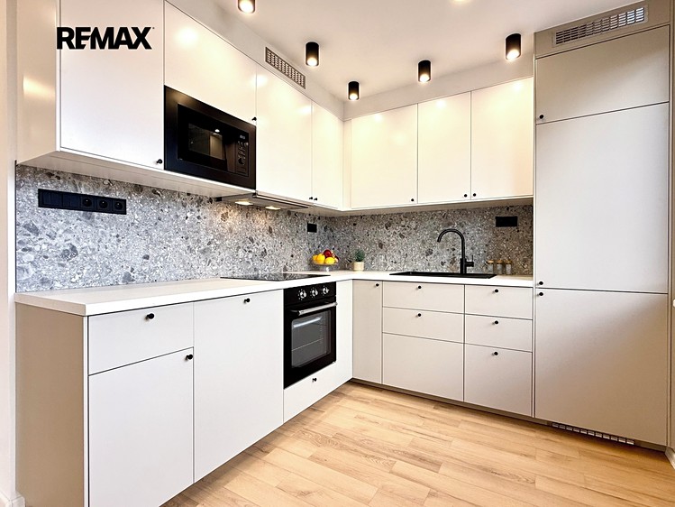 Prodej bytu 3+1 70 m² - foto 4