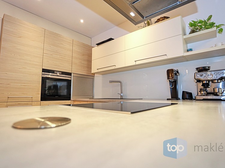 Prodej bytu 3+kk 71 m² (Jednopodlažní) - foto 7