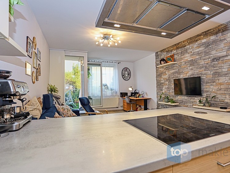 Prodej bytu 3+kk 71 m² (Jednopodlažní) - foto 6