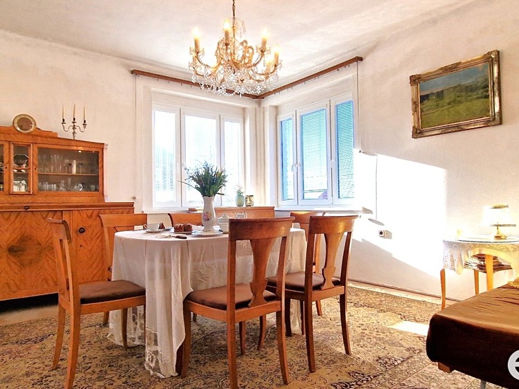 Prodej bytu 4+1 117 m² (Jednopodlažní) - foto 1