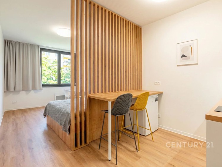 Prodej bytu 1+kk 2 232 m² - foto 1