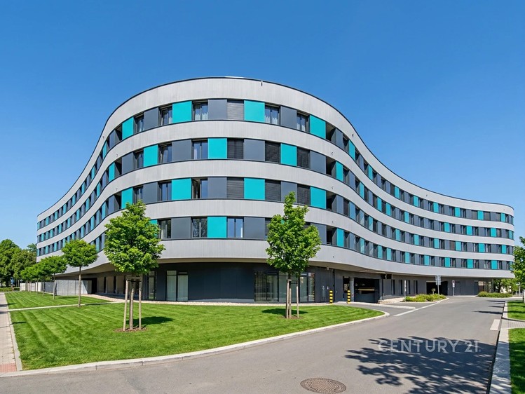 Prodej bytu 1+kk 2 232 m² - foto 6