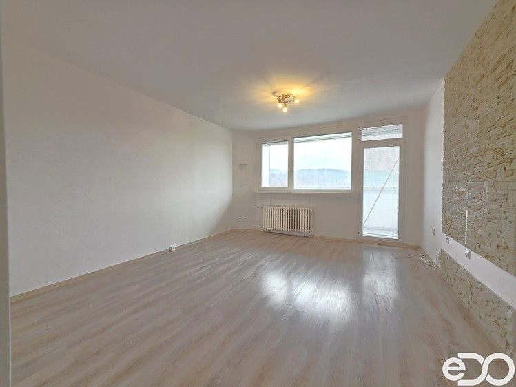 Prodej bytu 3+1 75 m² (Jednopodlažní) - foto 2