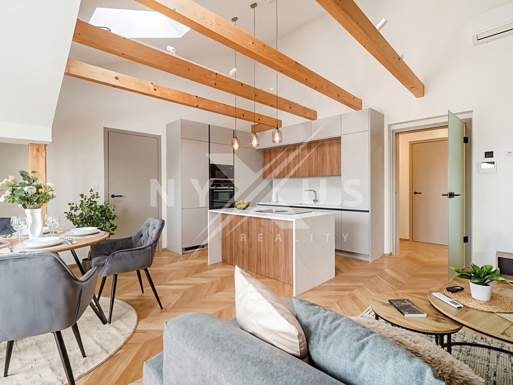 Prodej bytu 4+kk 104 m² (Jednopodlažní) - foto 3