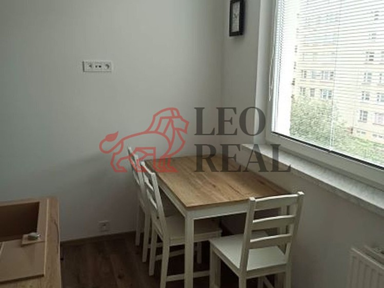 Prodej bytu 3+1 71 m² - foto 4